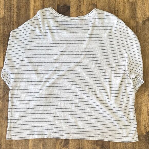 Vince Women’s Horizontal Stripe Scoop Neck Loose Boxy Tee White Size Medium - Picture 7 of 7